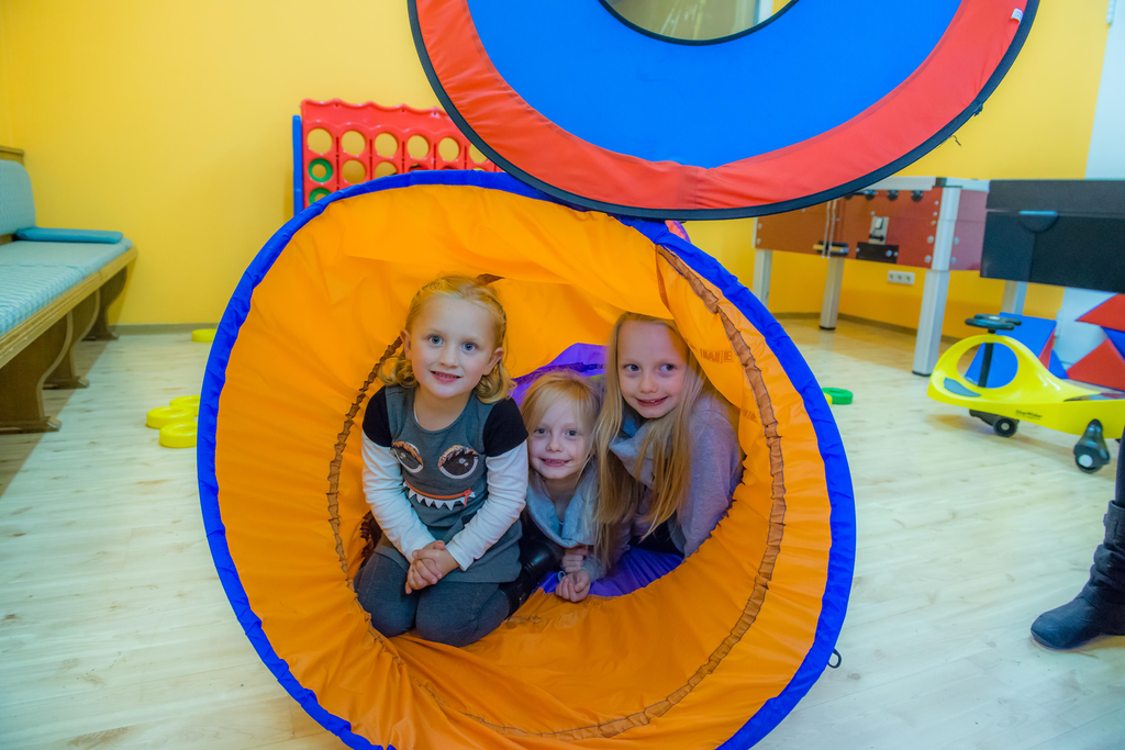 kinderhotel-grundlhof-bramberg.png