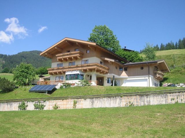 Haus Seitner in Bramberg im Sommer