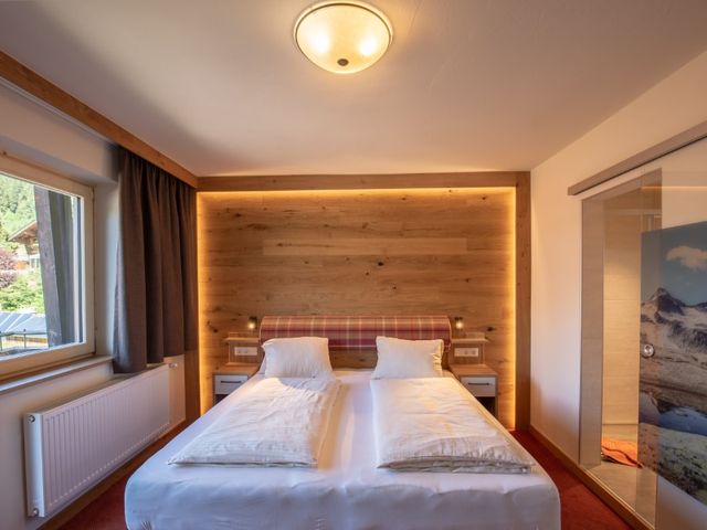 Hölzl Bed & Breakfast